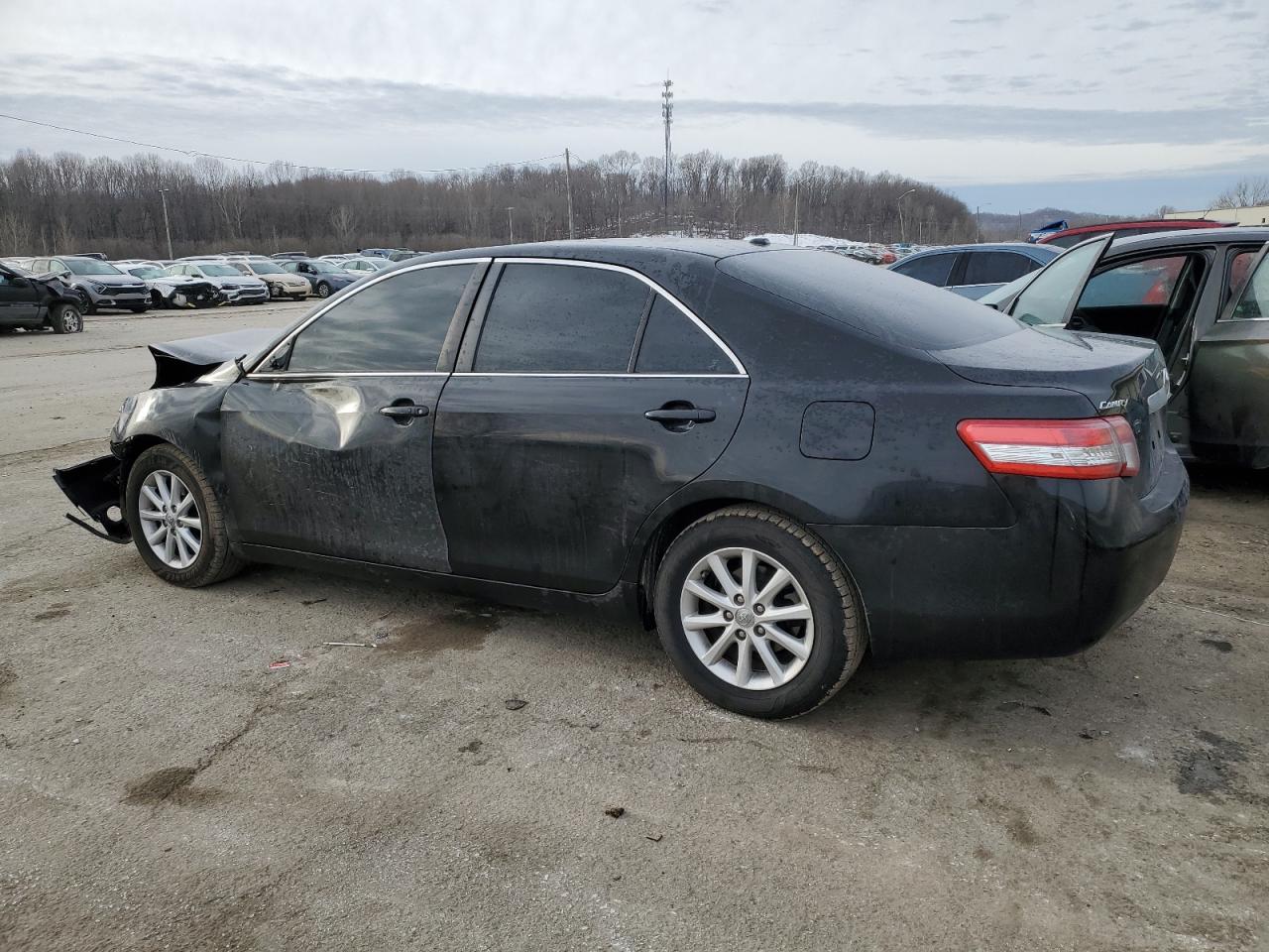 2011 Toyota Camry - Image 2