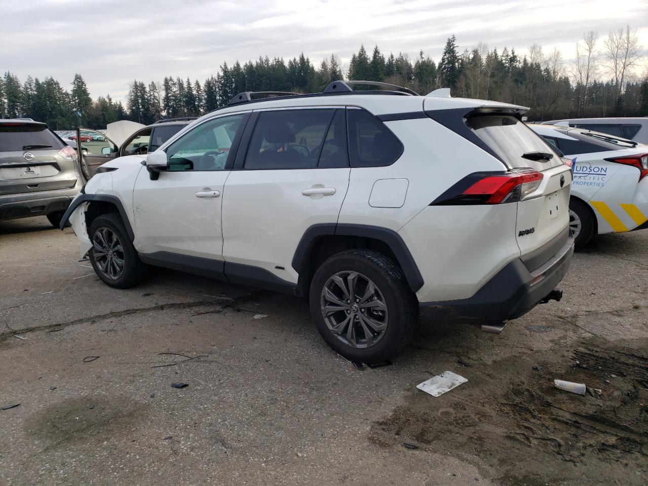 2022 Toyota RAV 4 - Image 2