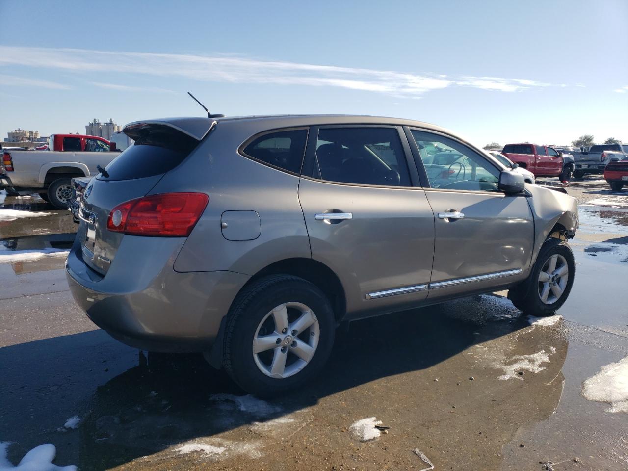 2013 Nissan Rogue - Image 3