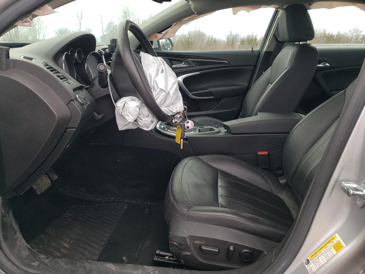 2011 Buick Regal - Image 7