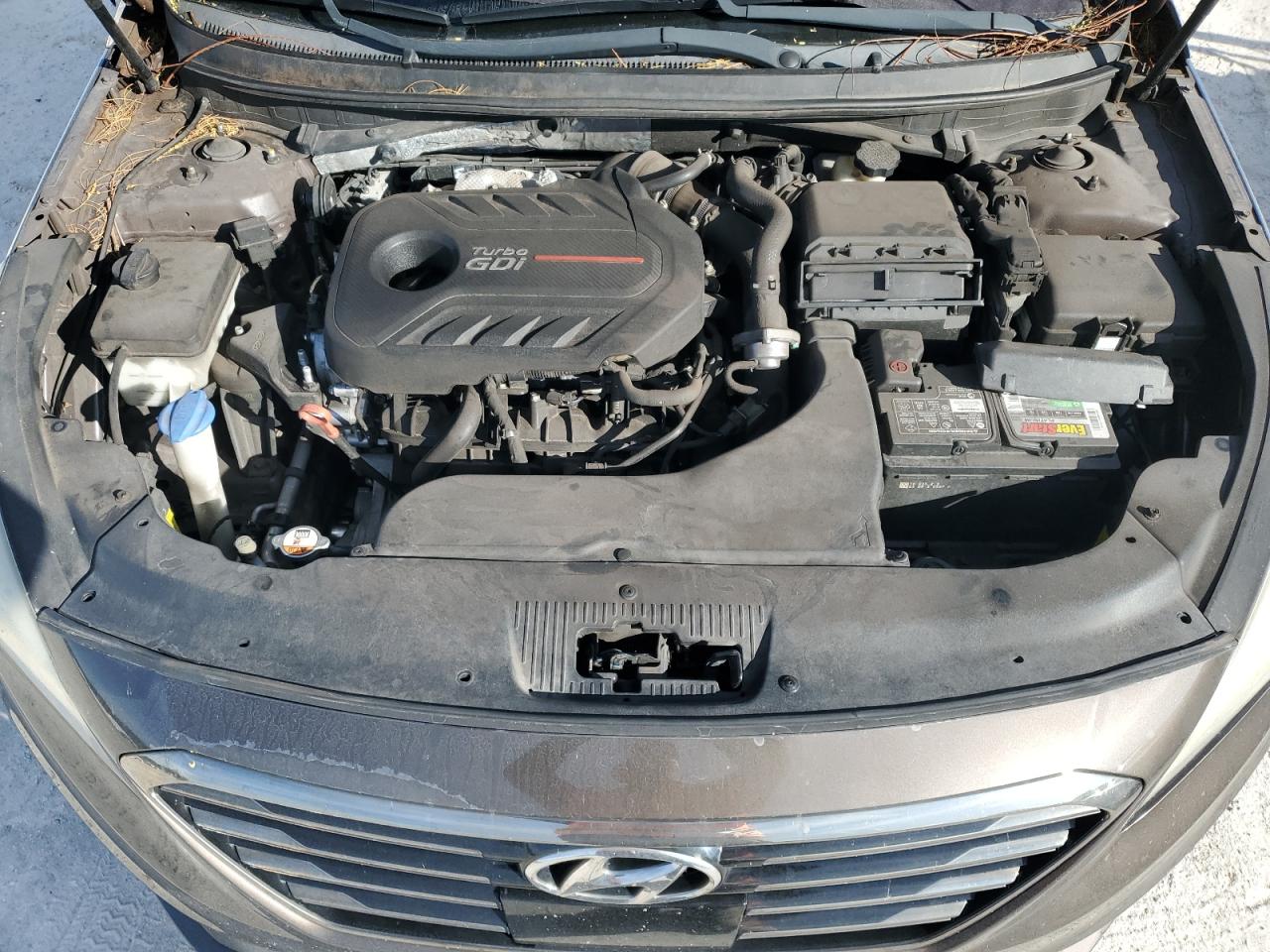 2015 Hyundai Sonata - Image 12