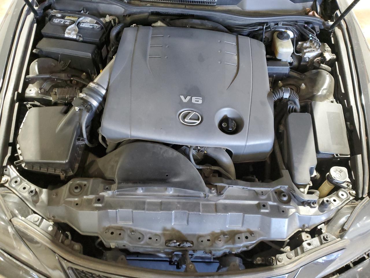 2008 Lexus IS - Image 11