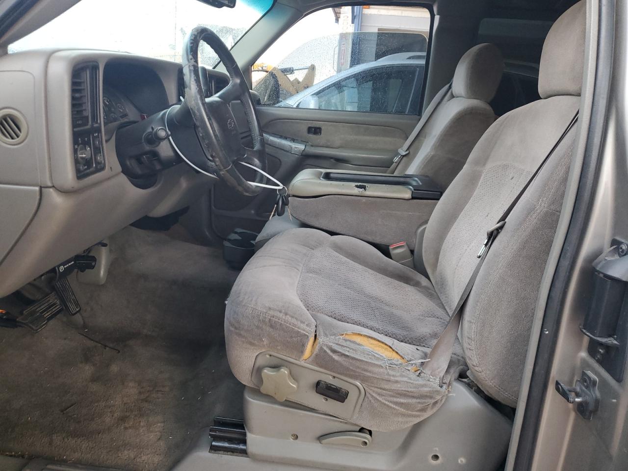 2000 Chevrolet Silverado - Image 7