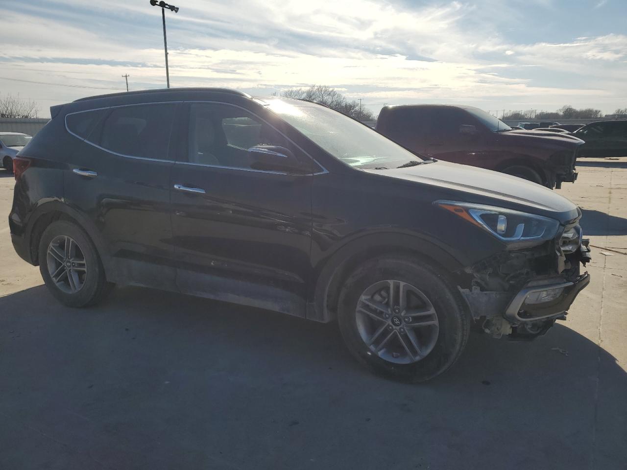 2017 Hyundai Santa Fe - Image 4