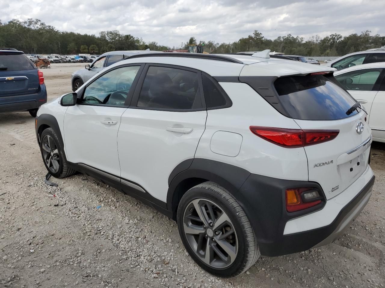 KM8K5CA5XLU496651 2020 HYUNDAI KONA - Image 2