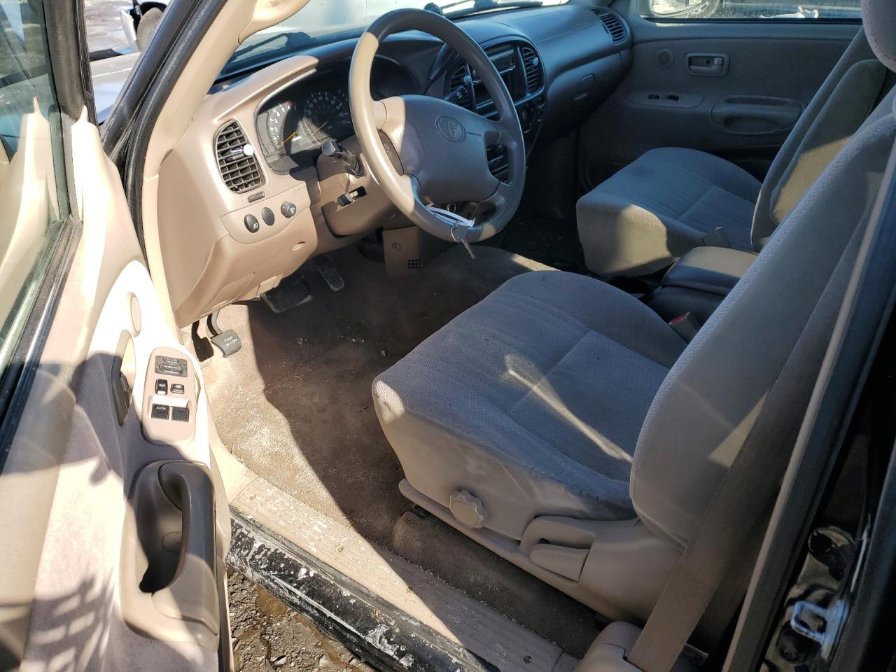 2000 Toyota Tundra - Image 8