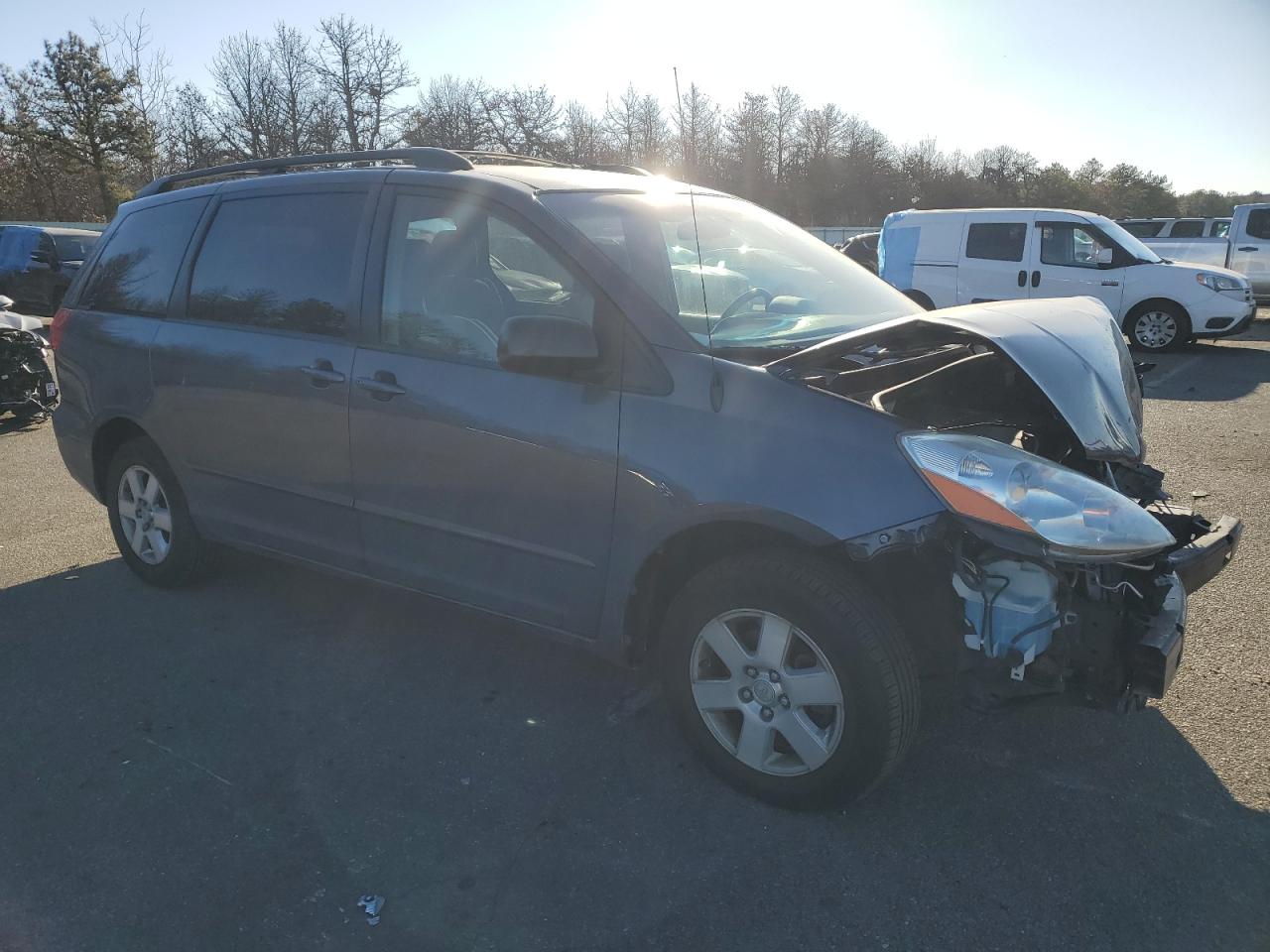 2009 Toyota Sienna - Image 4