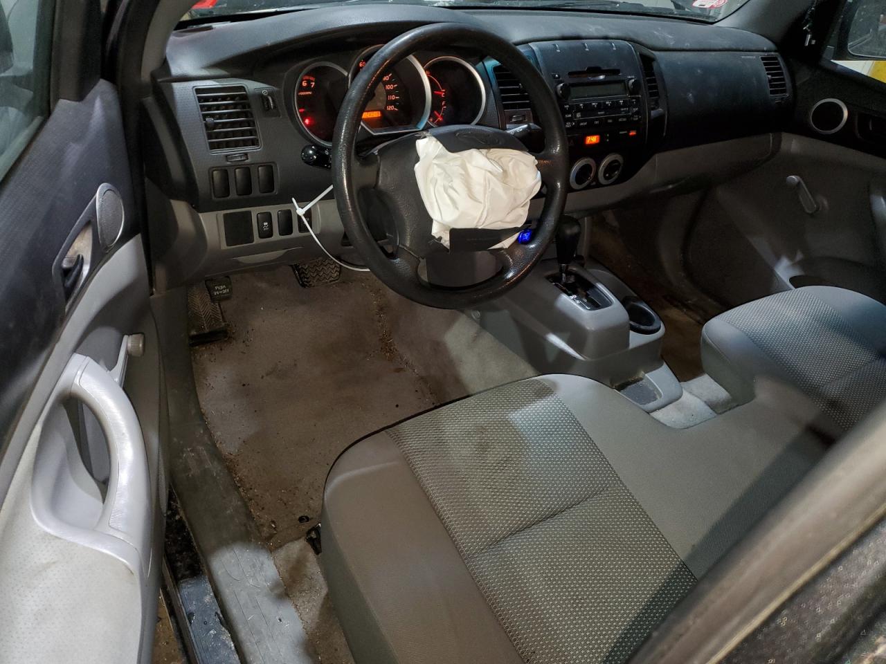 2010 Toyota Tacoma - Image 8