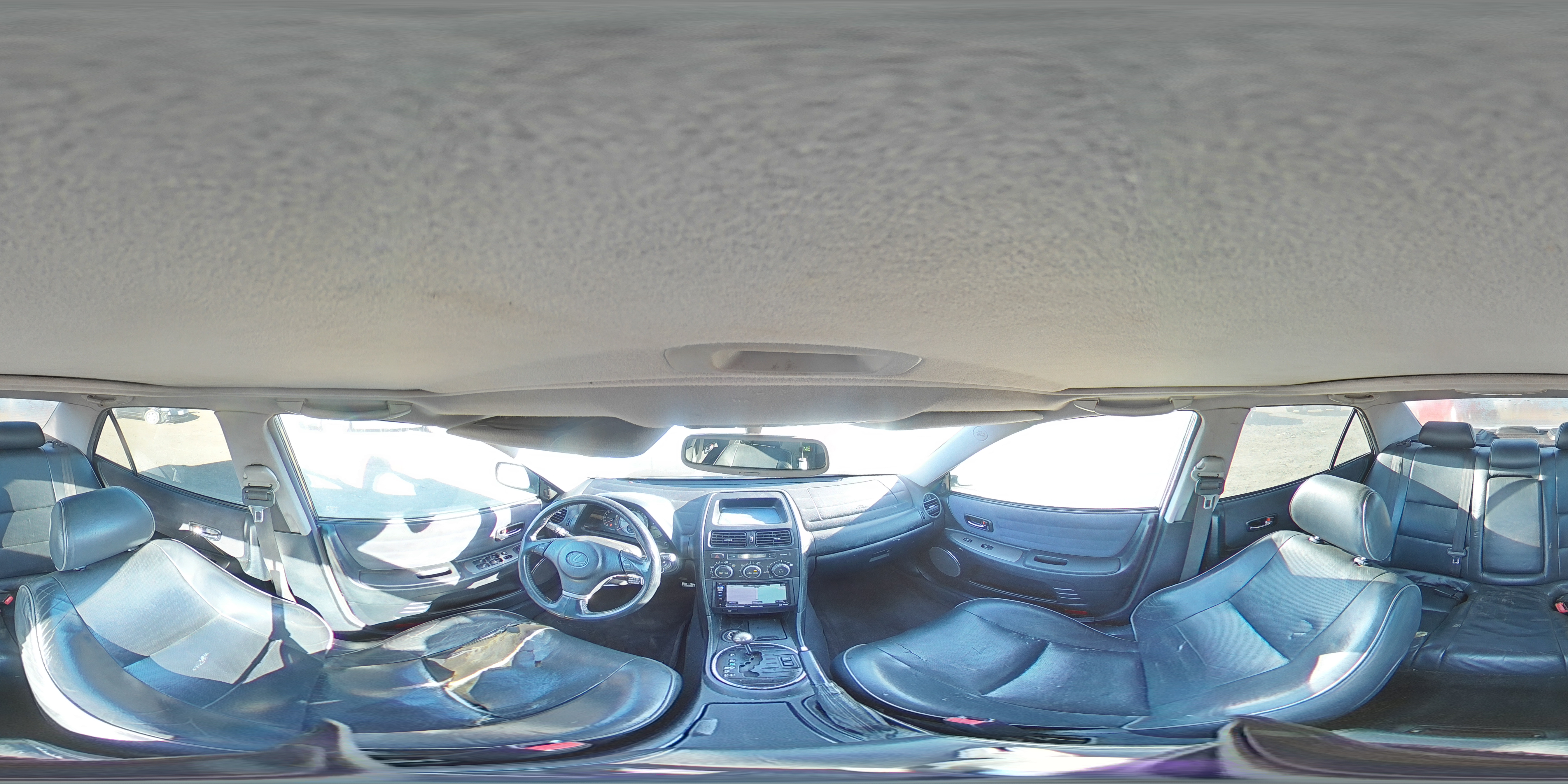 2003 Lexus IS - Image 12