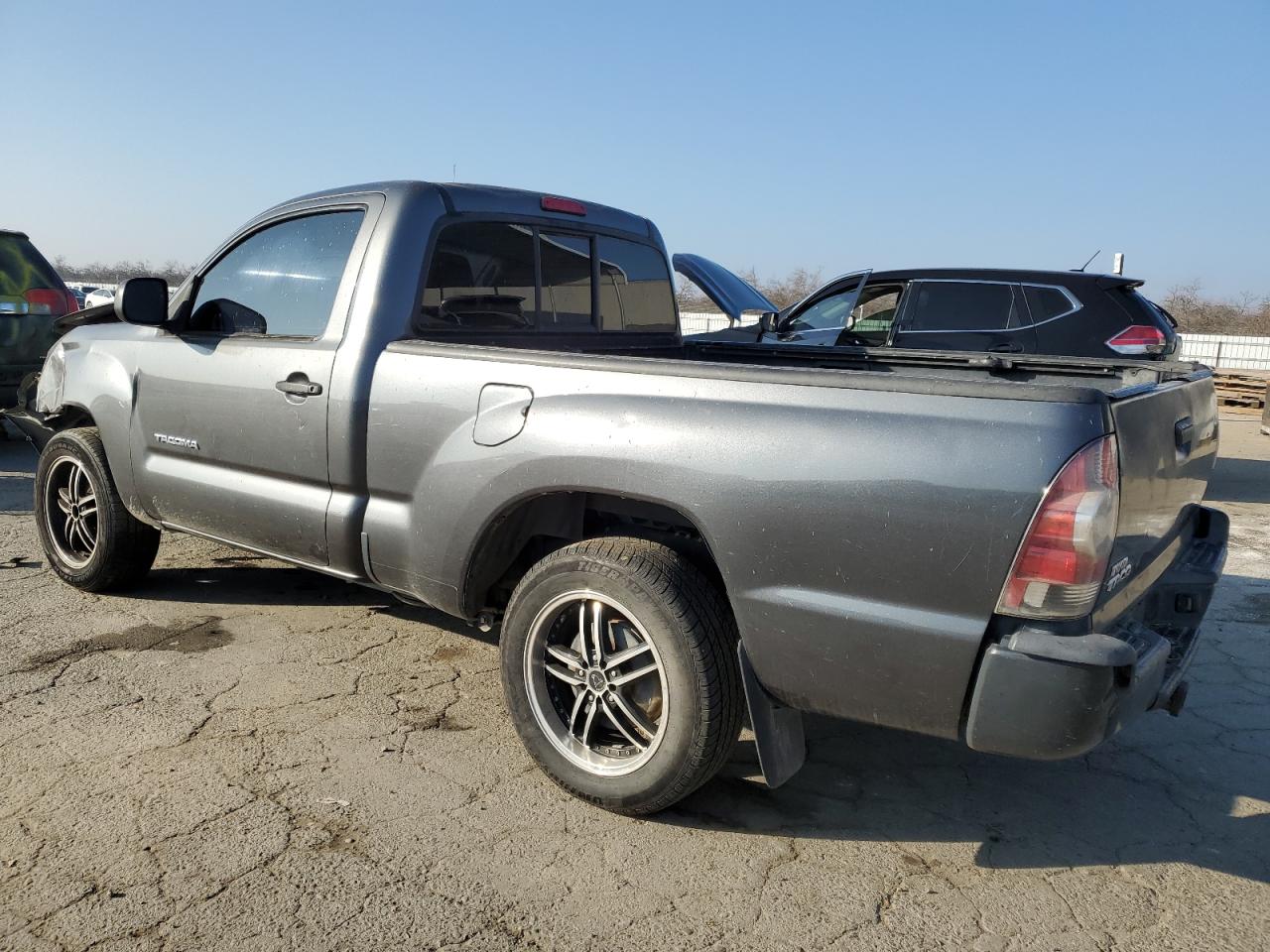 2009 Toyota Tacoma - Image 2