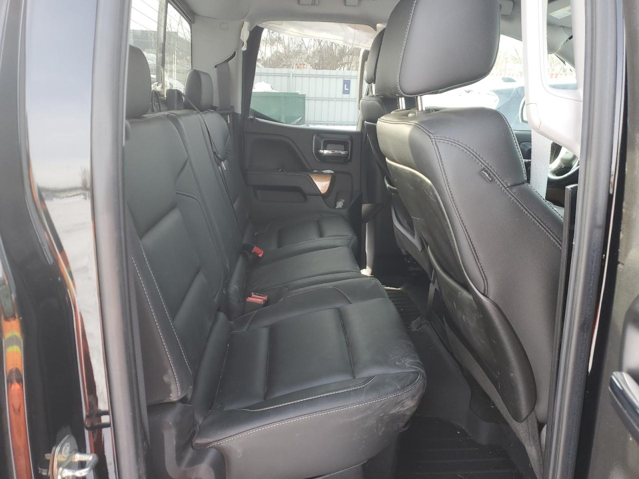 2014 Chevrolet Silverado - Image 10
