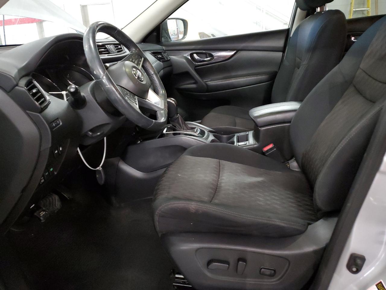 2018 Nissan Rogue - Image 7