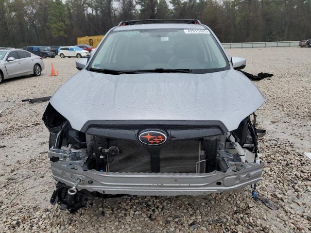  SUBARU FORESTER 2021 Srebrny