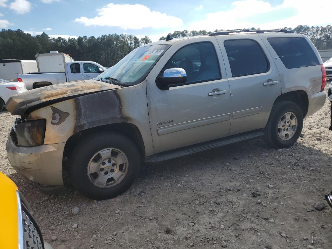 VIN 1GNSCBE01DR233074 2013 CHEVROLET TAHOE no.1