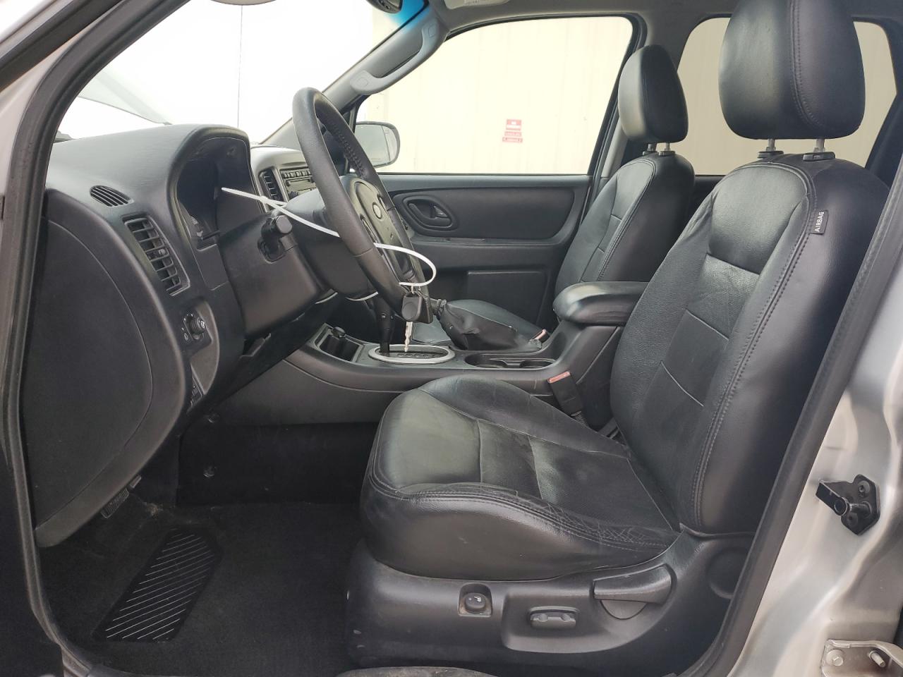 2006 Ford Escape - Image 7