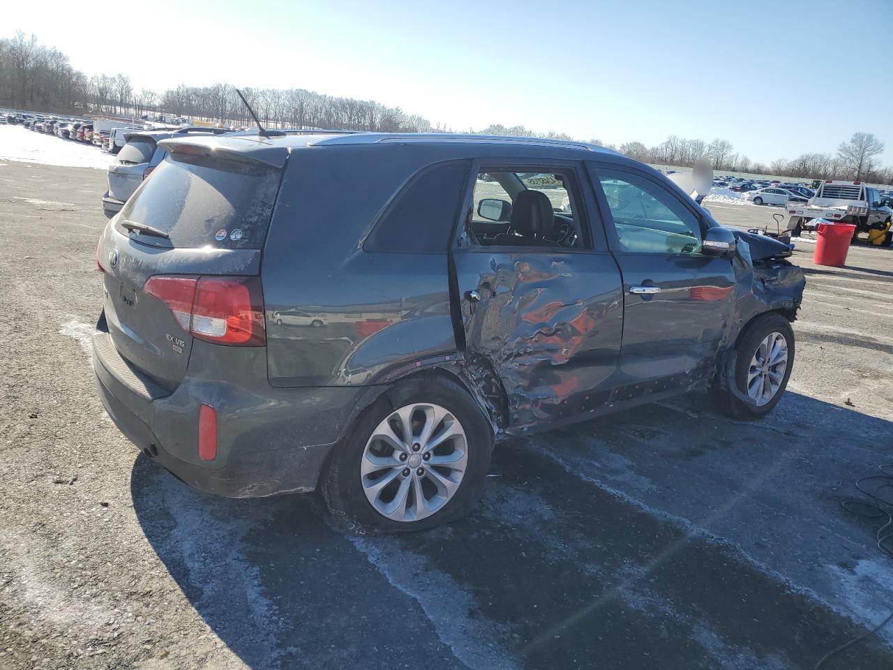 2015 Kia Sorento - Image 3