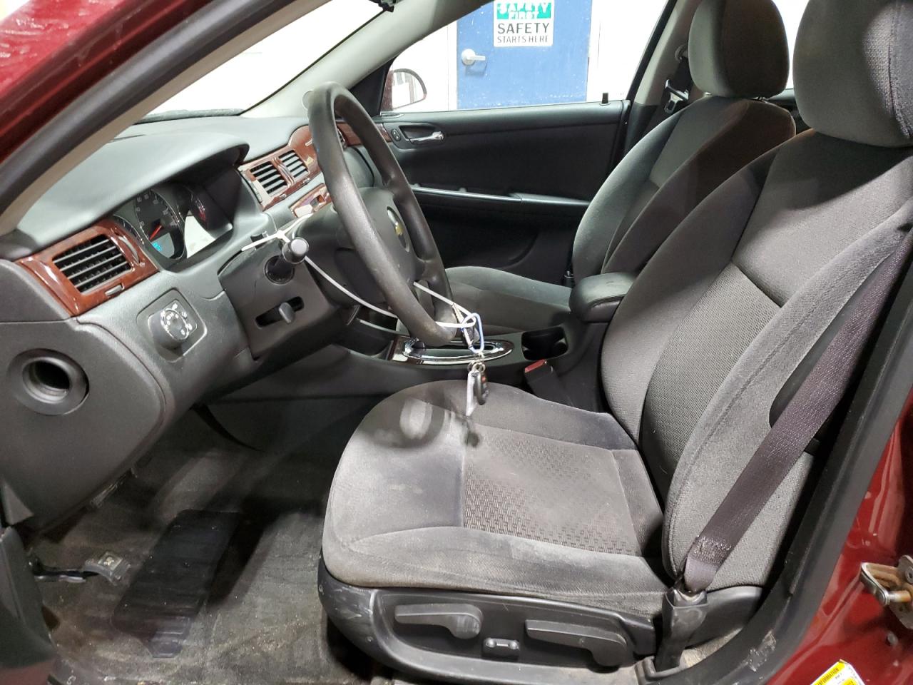 2009 Chevrolet Impala - Image 7