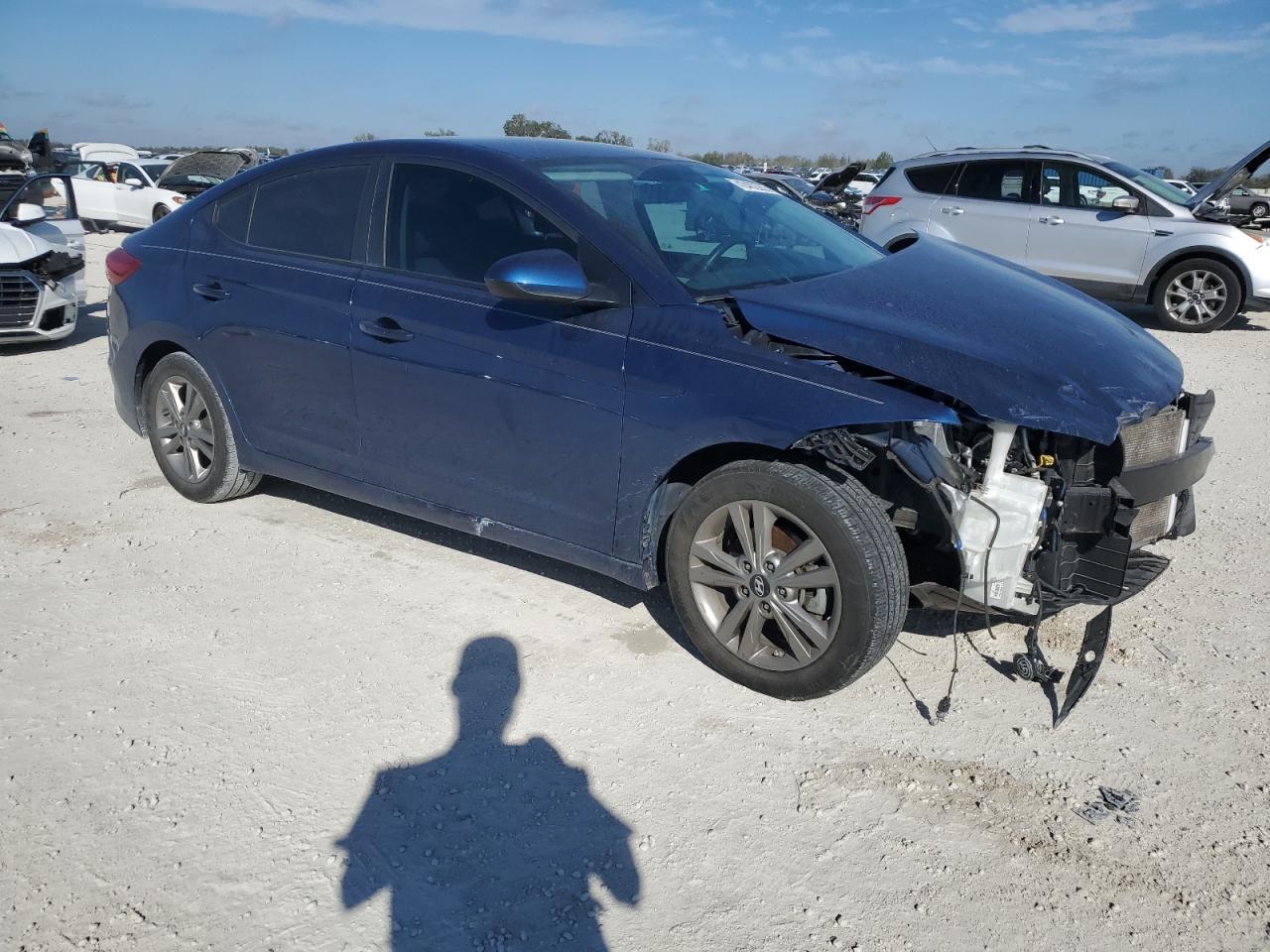 2017 Hyundai Elantra - Image 4