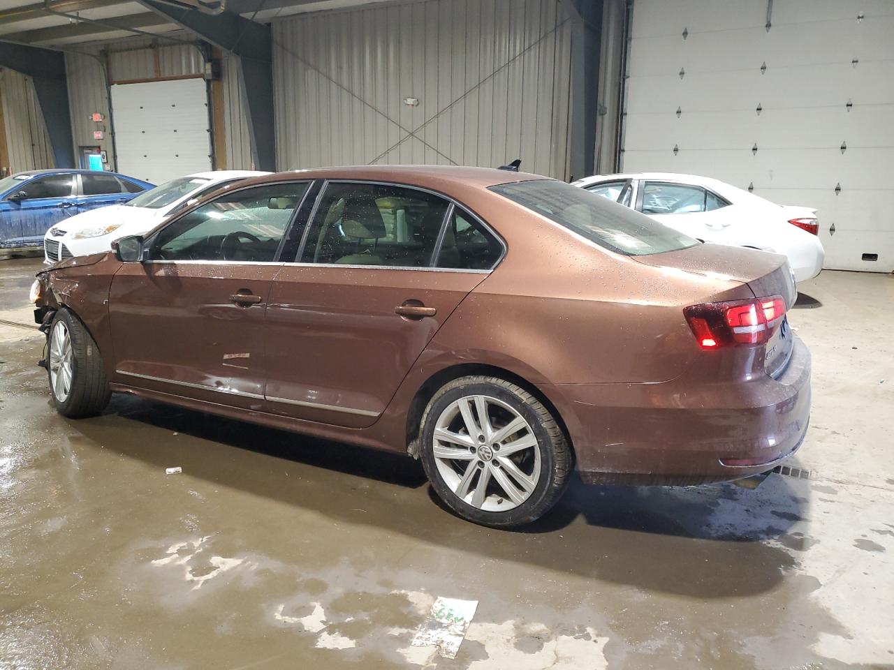 2017 Volkswagen Jetta - Image 2