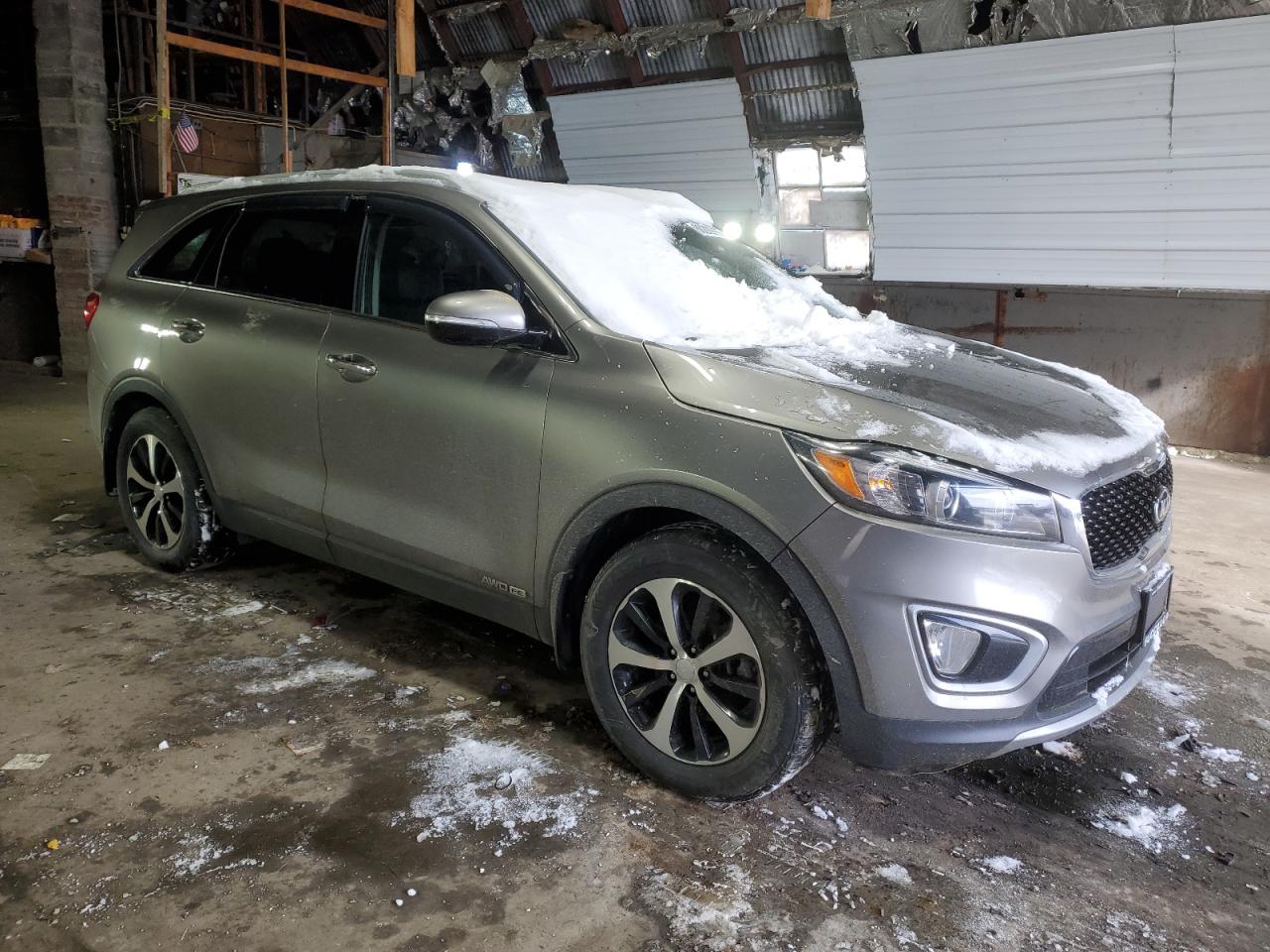 VIN 5XYPHDA52HG310004 2017 KIA SORENTO no.4