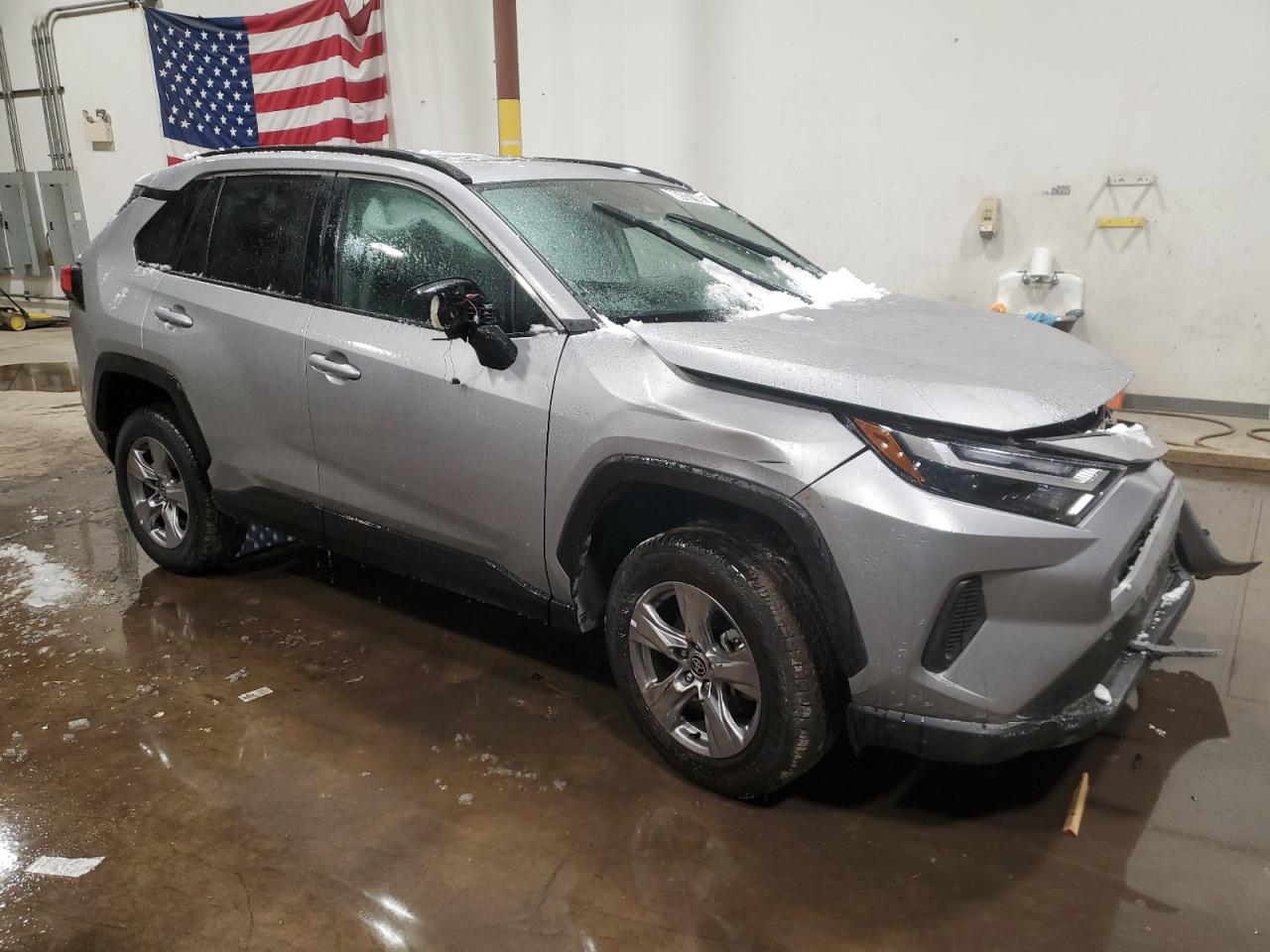 2024 Toyota RAV 4 - Image 4