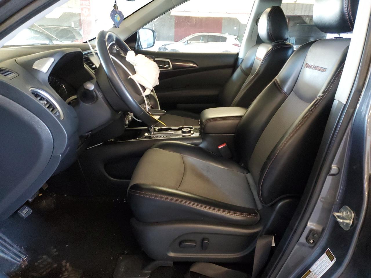 2020 Nissan Pathfinder - Image 7