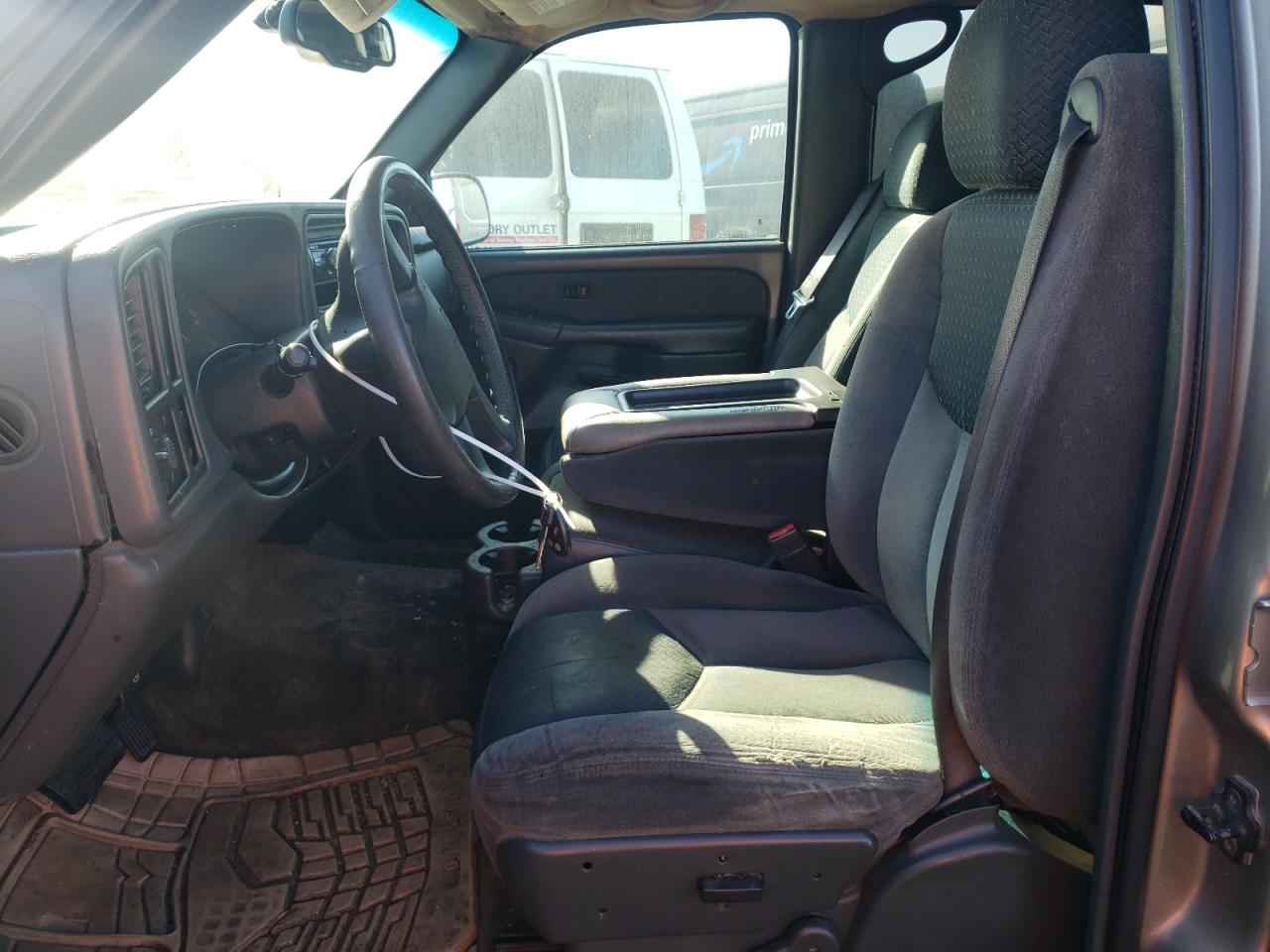 2003 Chevrolet Avalanche - Image 7