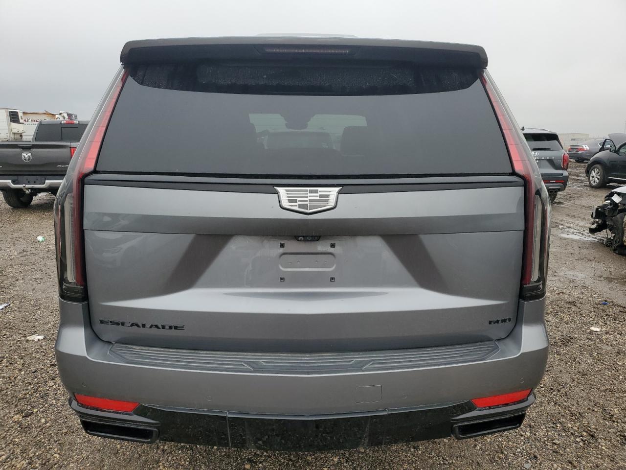 2021 Cadillac Escalade - Image 6