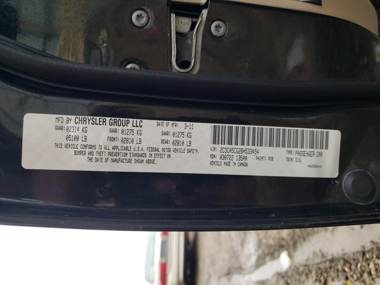 2011 Chrysler 300 - Image 12