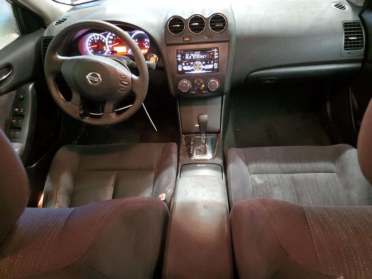 2012 Nissan Altima - Image 8