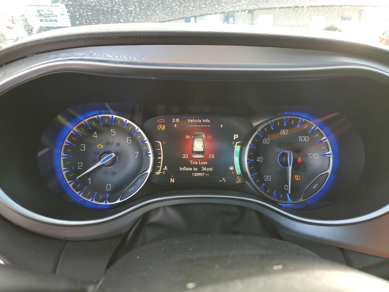 2019 Chrysler Pacifica - Image 9