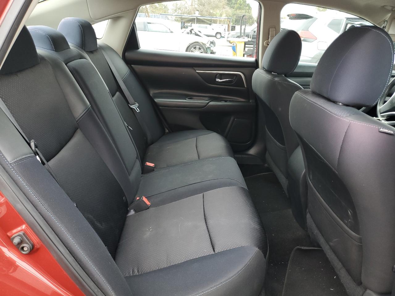 2016 Nissan Altima - Image 10