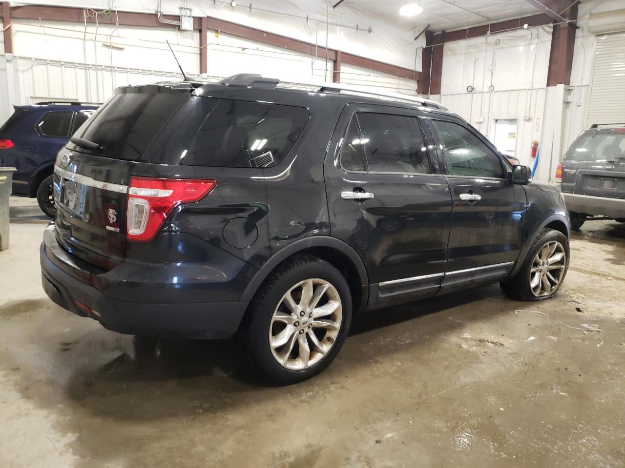 2015 Ford Explorer - Image 3