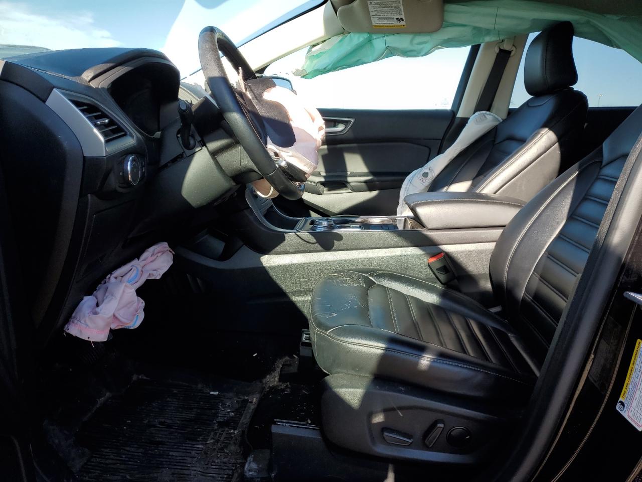 2023 Ford Edge - Image 7