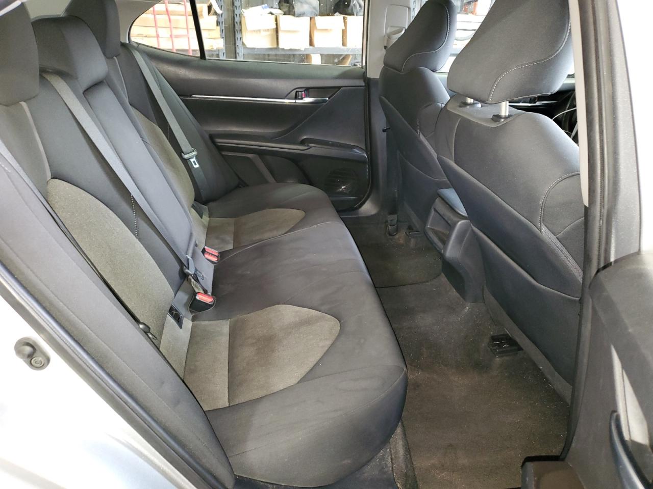 2022 Toyota Camry - Image 10