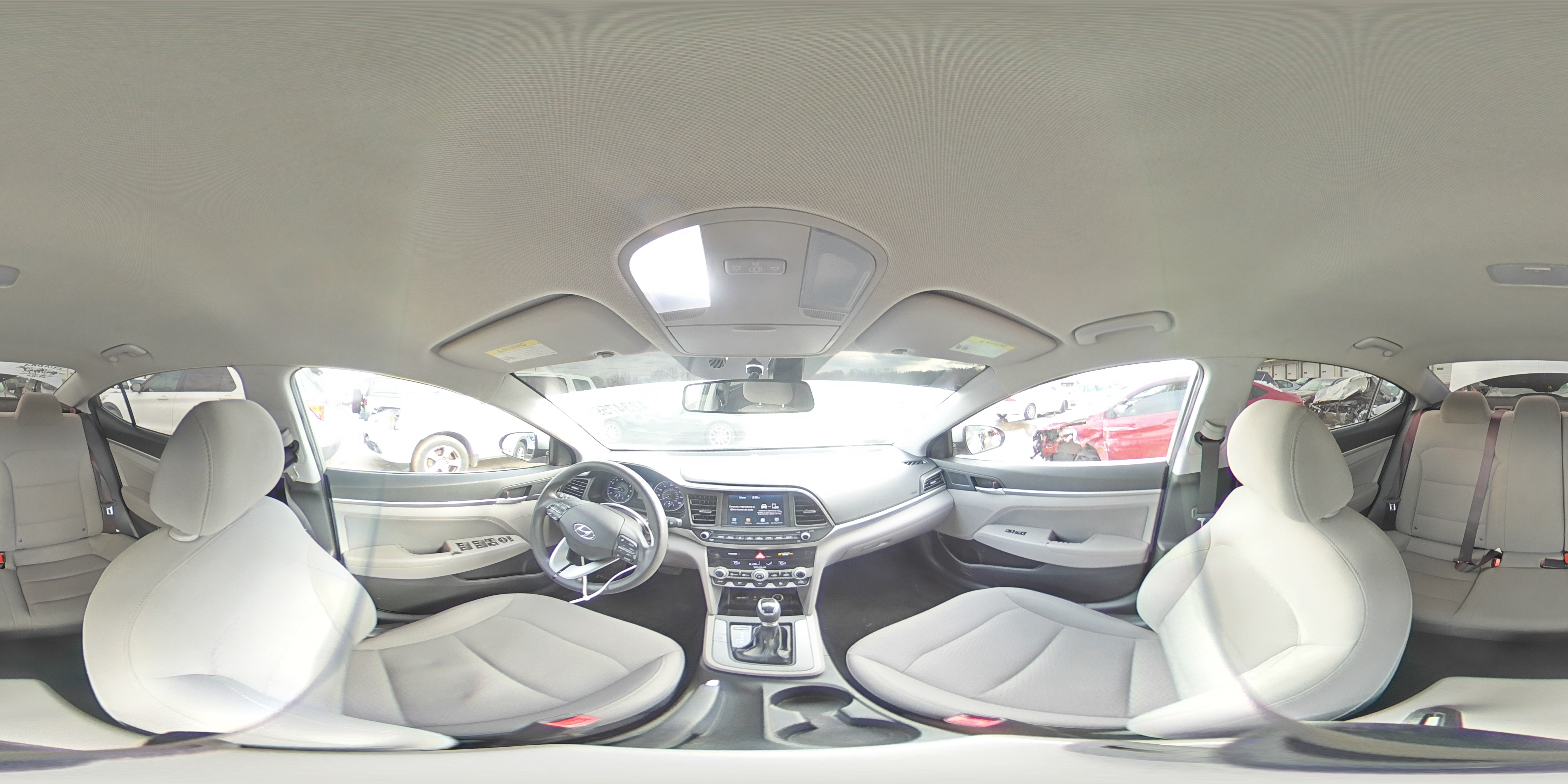 2020 Hyundai Elantra - Image 12