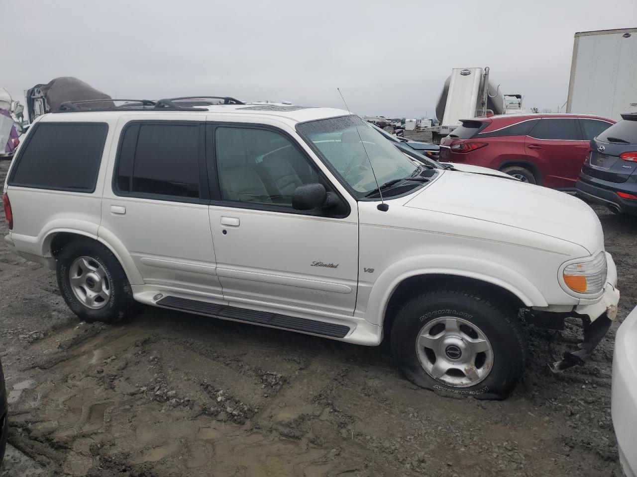 1999 Ford Explorer - Image 4