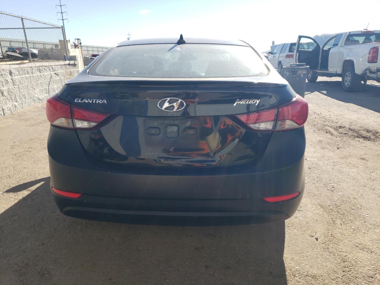 2016 Hyundai Elantra - Image 6