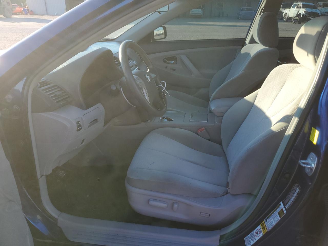 2011 Toyota Camry - Image 7