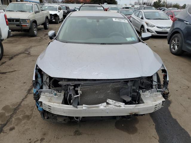  HONDA CIVIC 2018 Серебристый