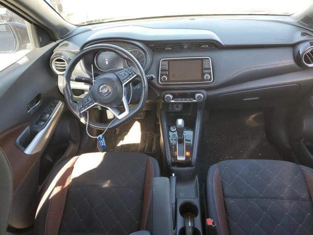  NISSAN KICKS 2018 Szary