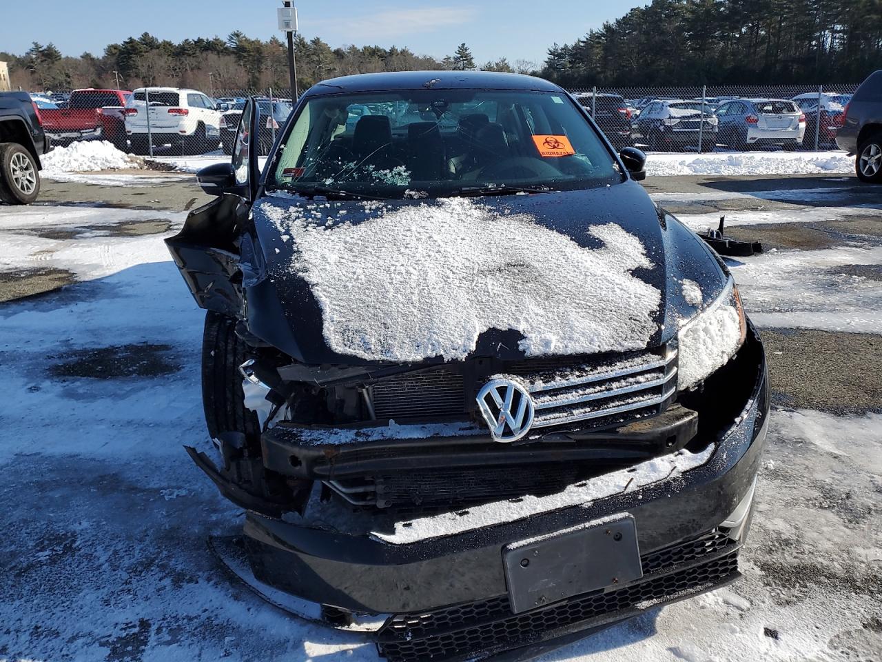 2015 Volkswagen Passat - Image 5