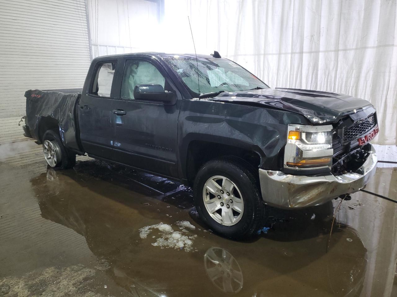2018 Chevrolet Silverado - Image 4