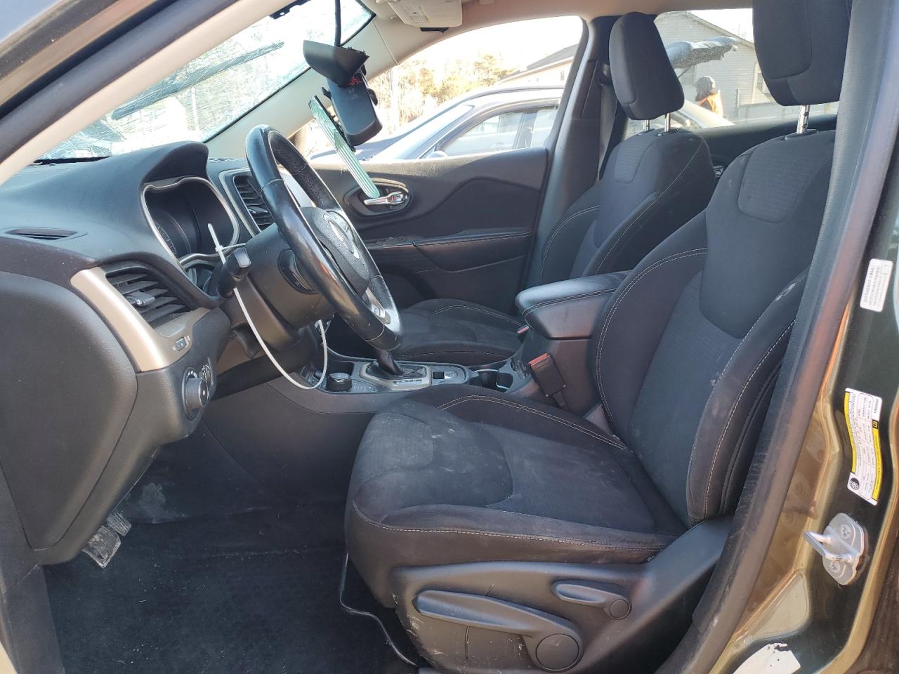 2015 Jeep Grand Cherokee - Image 7