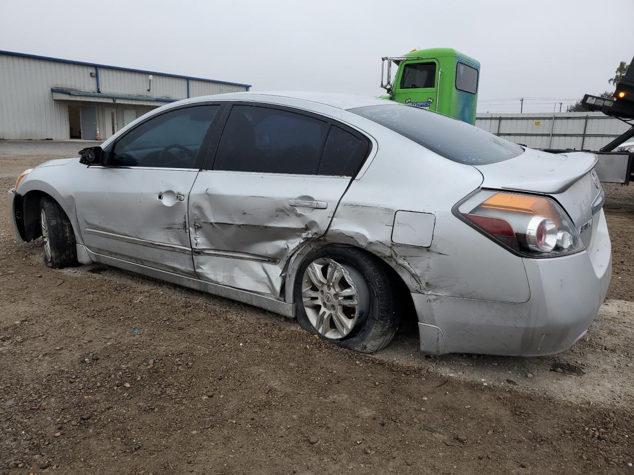 2011 Nissan Altima - Image 2