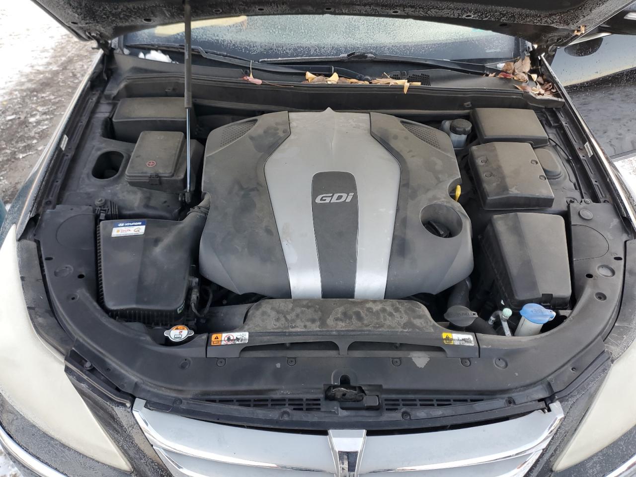2013 Hyundai Genesis - Image 12
