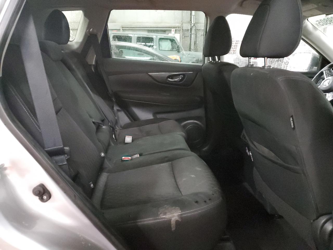 2019 Nissan Rogue - Image 10