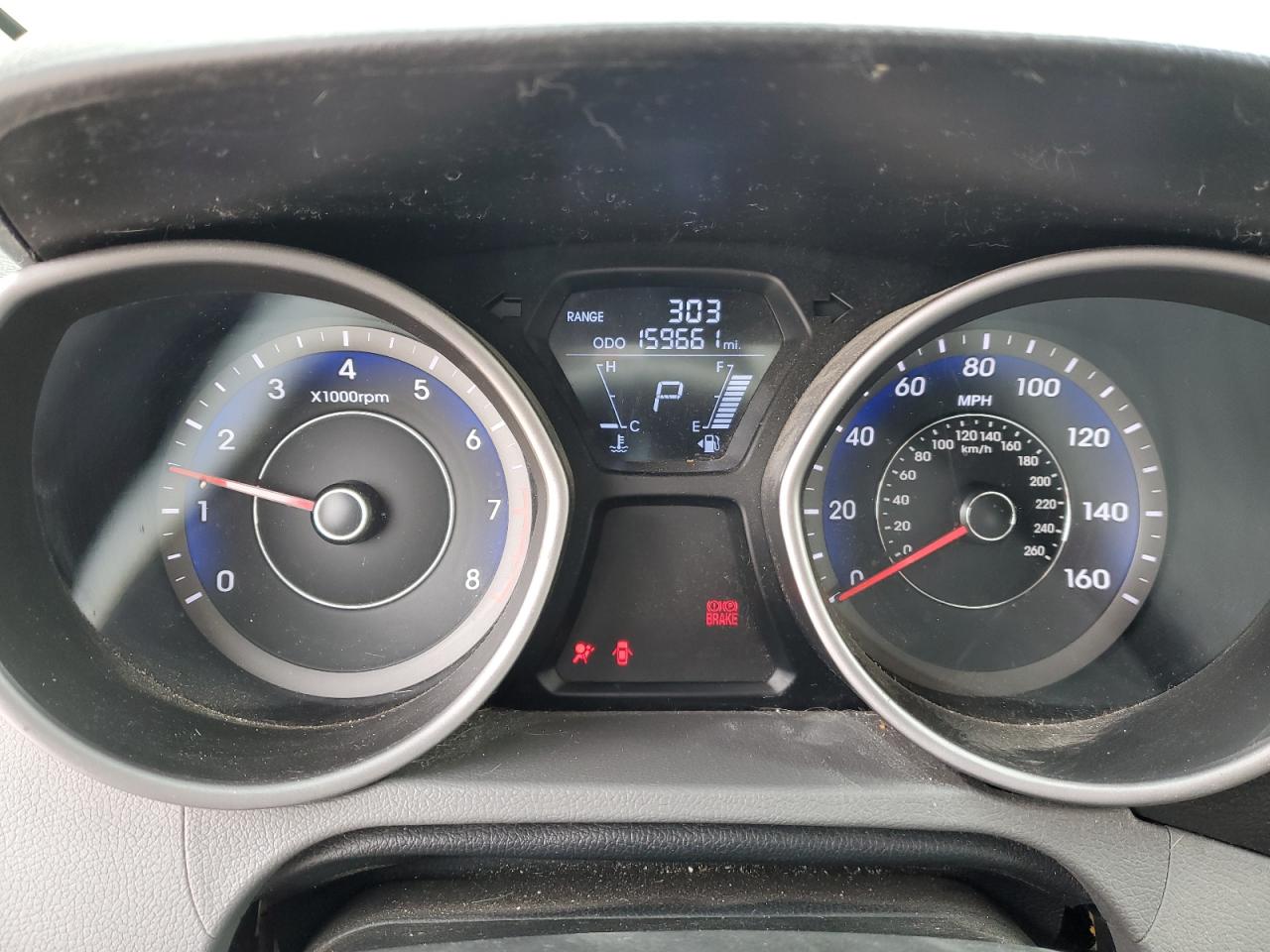 2013 Hyundai Elantra - Image 9