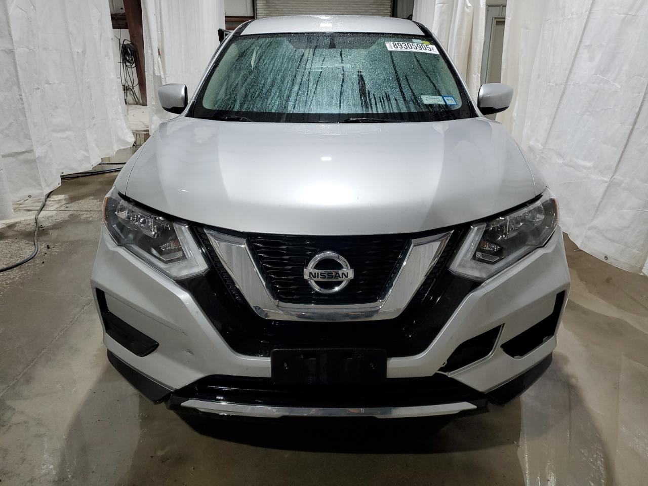 2017 Nissan Rogue - Image 5