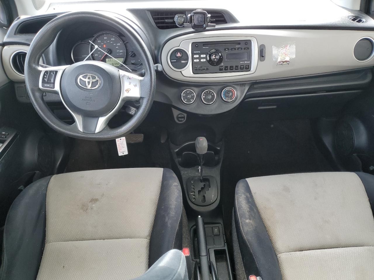 2012 Toyota Yaris - Image 8
